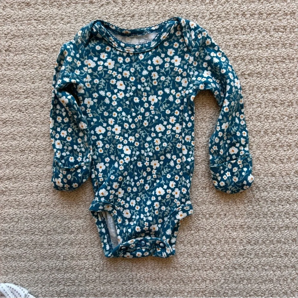 Carter’s Newborn Three Piece Bundle